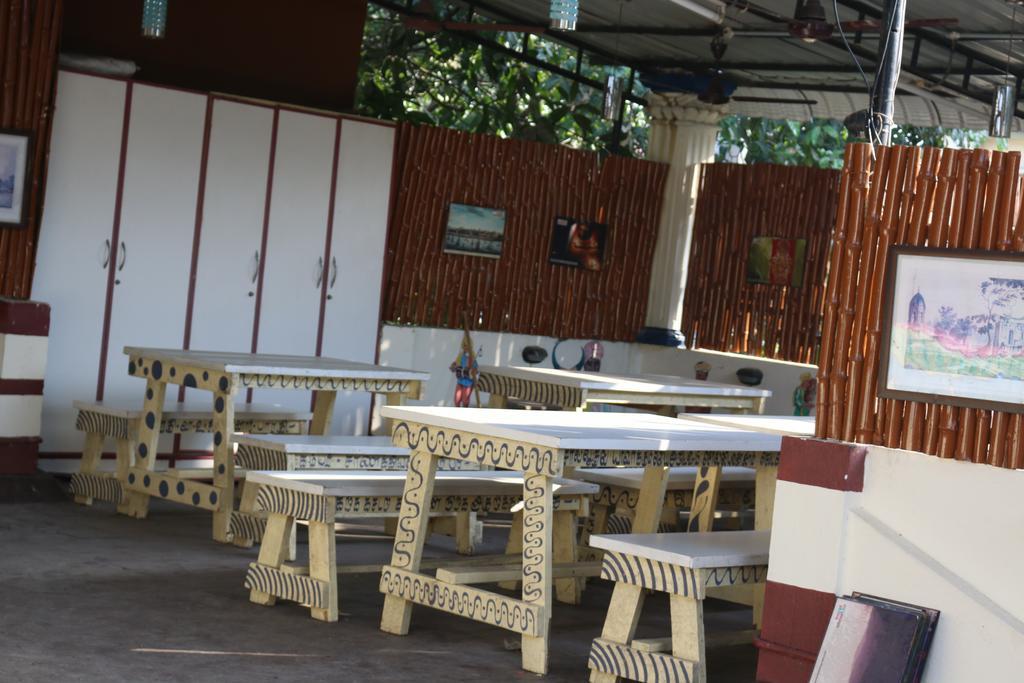 Elements Hostel Chennai Esterno foto